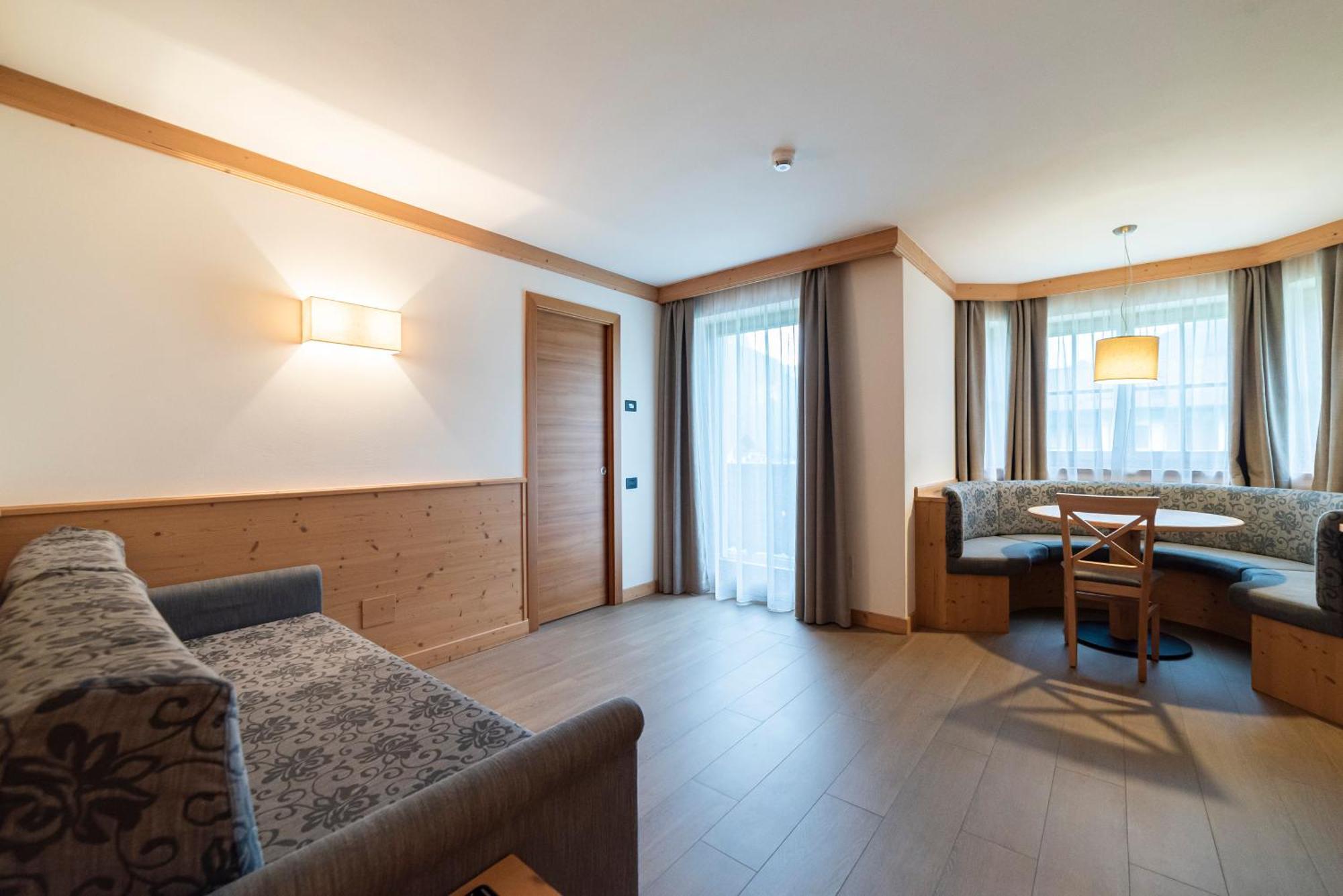 Hotel Garni Paradisi - Wellness & Spa Mezzano Εξωτερικό φωτογραφία