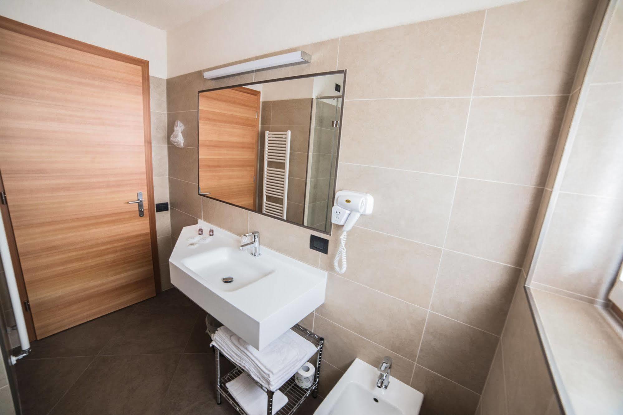 Hotel Garni Paradisi - Wellness & Spa Mezzano Εξωτερικό φωτογραφία