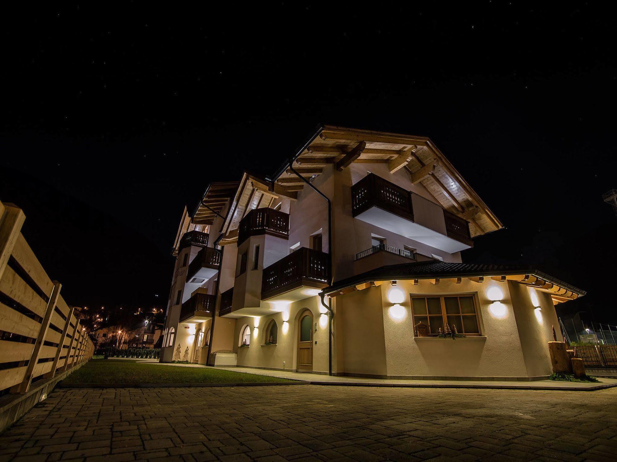Hotel Garni Paradisi - Wellness & Spa Mezzano Εξωτερικό φωτογραφία