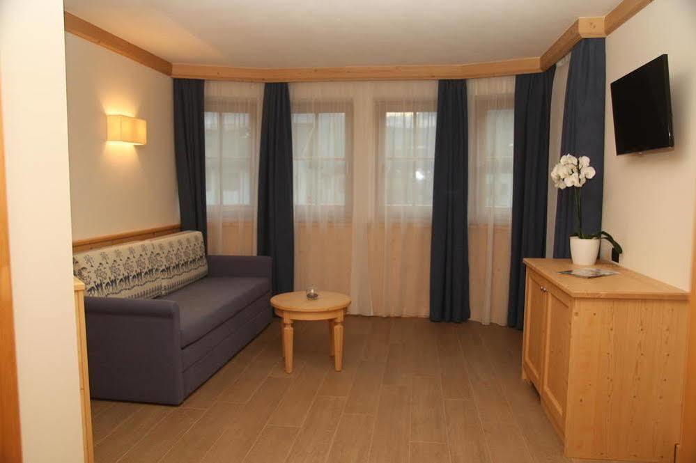 Hotel Garni Paradisi - Wellness & Spa Mezzano Εξωτερικό φωτογραφία